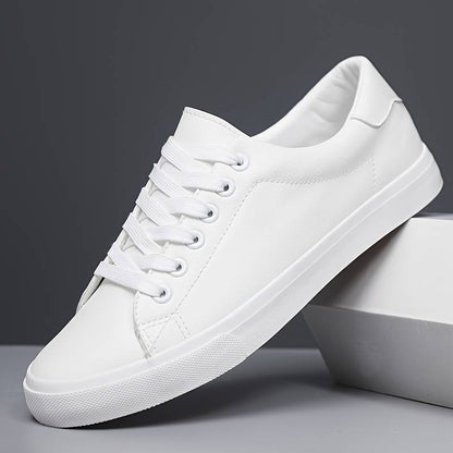 Sneakers Bianche – Eleganza Semplice e Versatilità