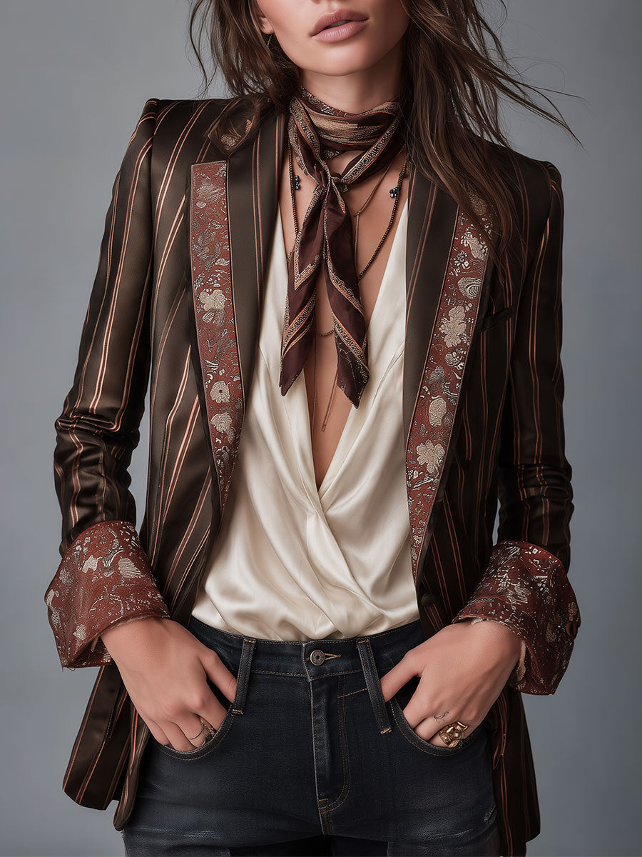 Blazer retrò in raso a righe con rifinitura in broccato floreale
