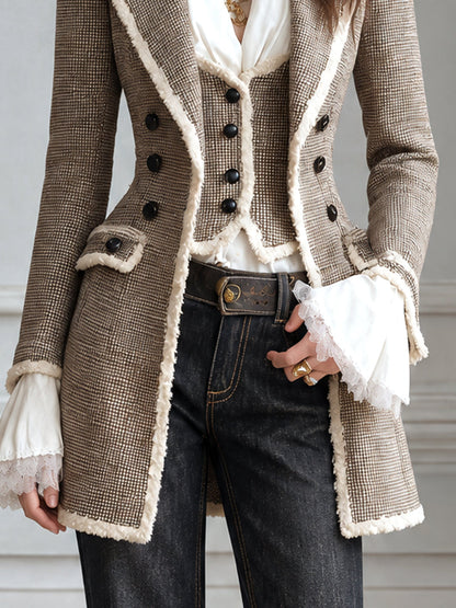 Cappotto vintage bohémien marrone con frange