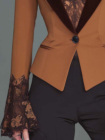 Giacca retrò slim fit in velluto con polsini e pizzo