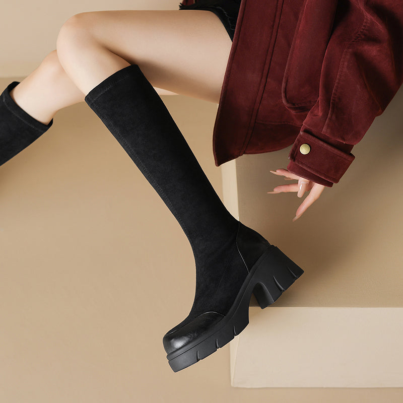 Stivali Alti in Suede