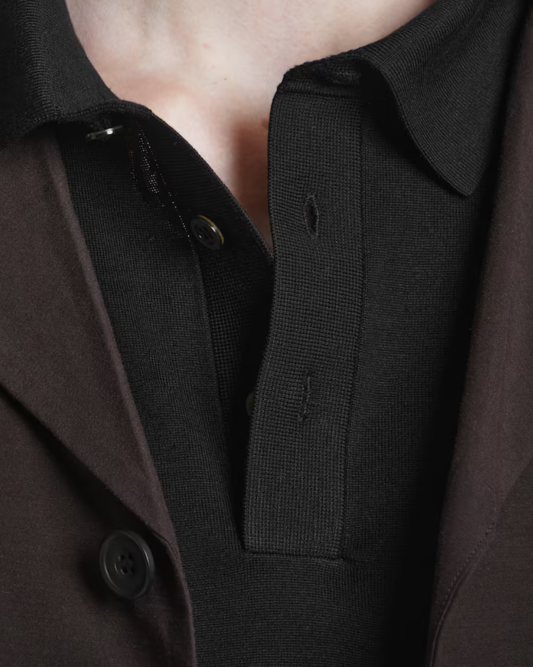 Polo minimalista da uomo a maniche corte elegante