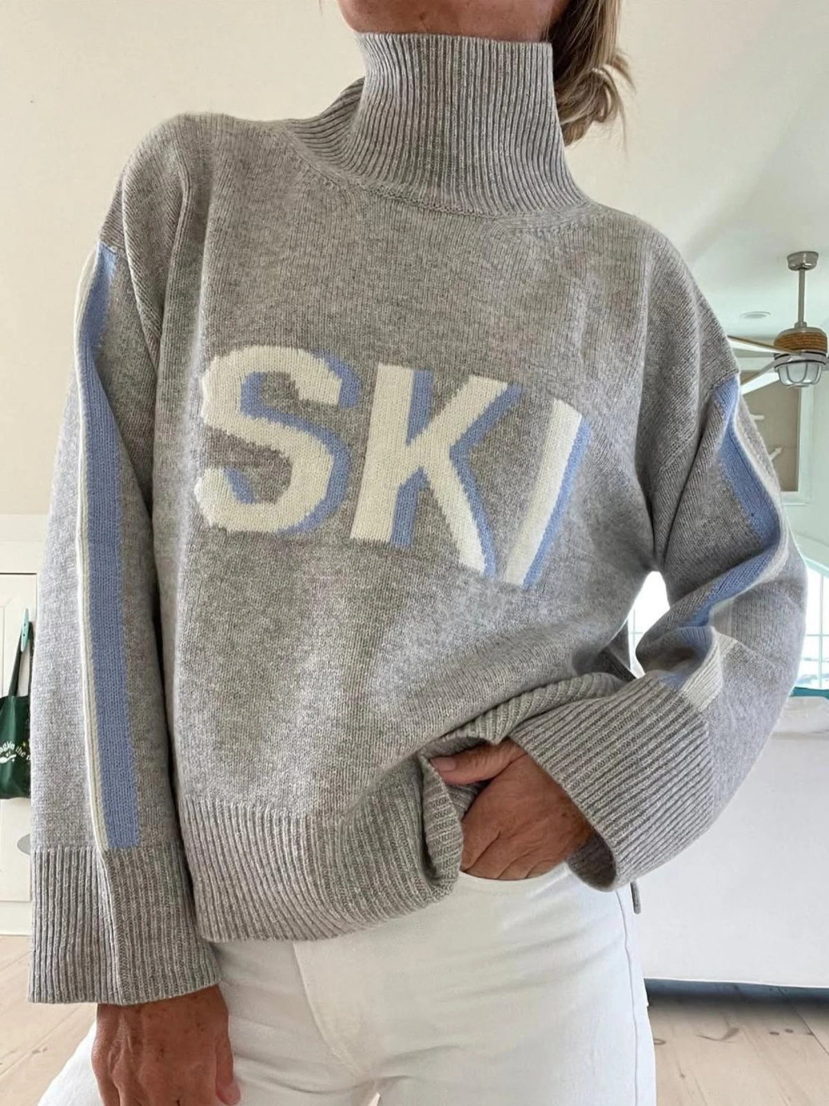 Mia | Maglione a Collo Alto Retrò