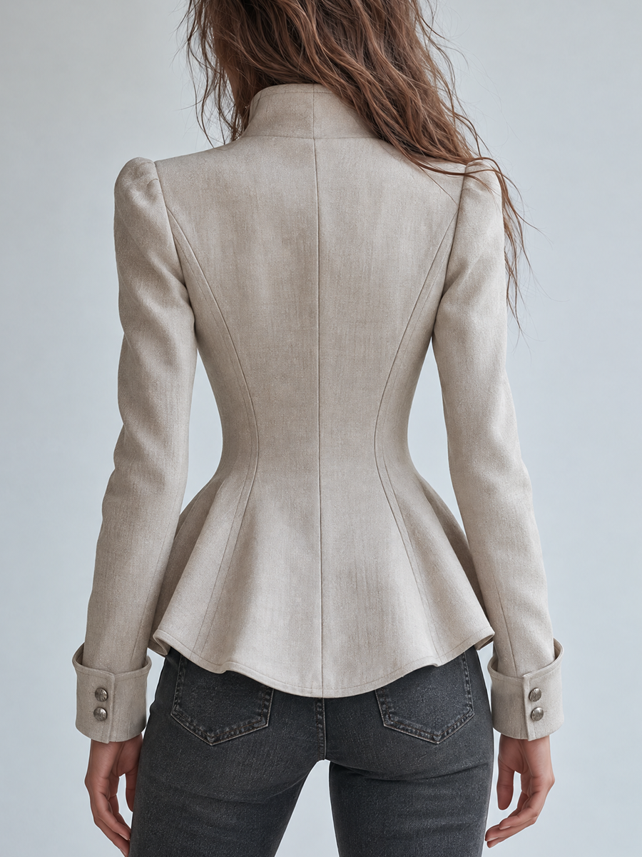 Blazer asimmetrico avorio raffinato con bottoni