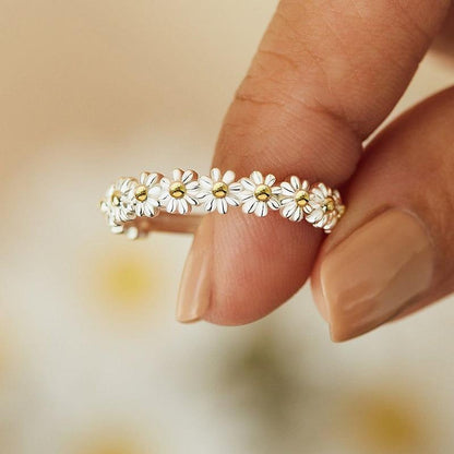 ANELLO REGOLABILE IN ARGENTO CON MARGHERITA