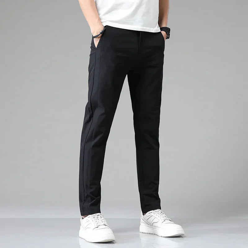 PANTALONI SLIM FIT ULTRALEGGERI PER L'ESTATE E LO SPORT
