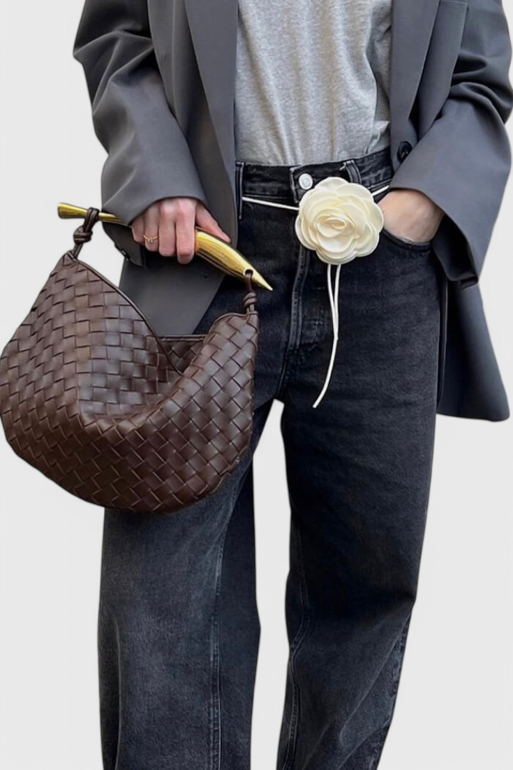 Borsa Gerda intrecciata con manico dorato