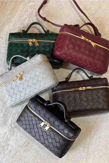 Milla Mini borsa a mano intrecciata con accessori dorati