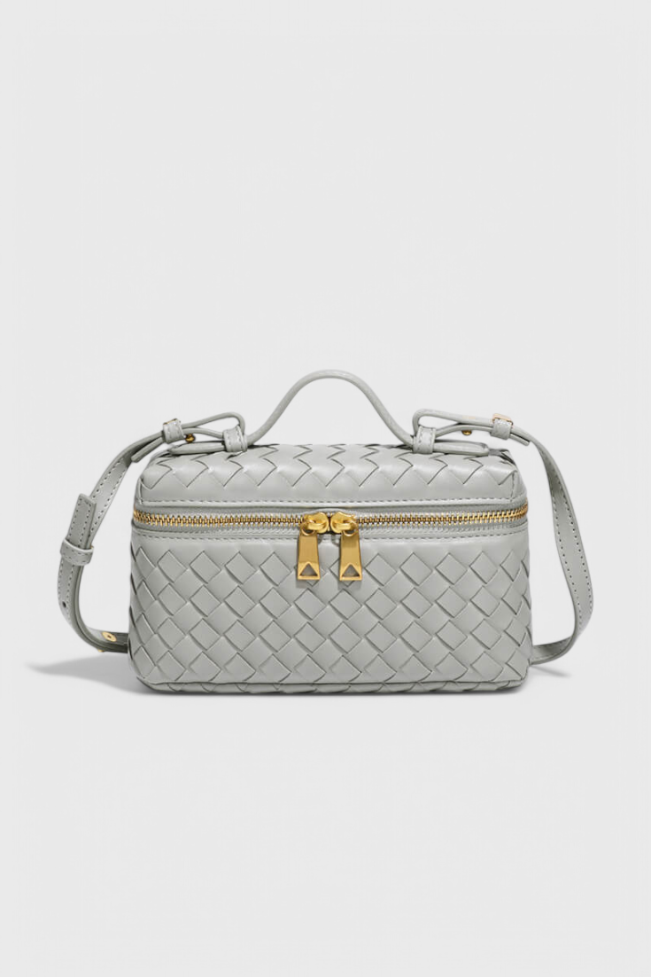 Milla Mini borsa a mano intrecciata con accessori dorati