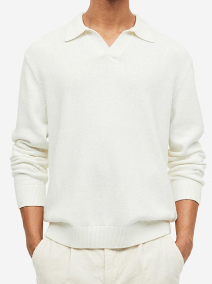 Maglione elegante con collo aperto per look di stile