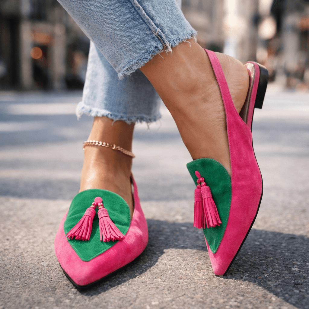Elena | Sandali con cinturino e nappe