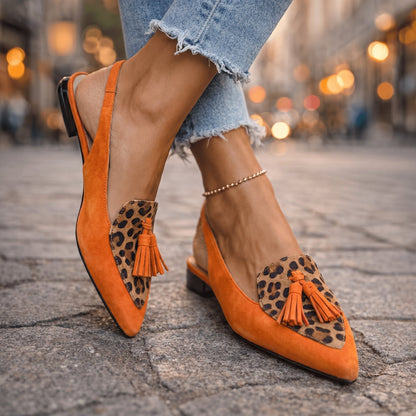 Elena | Sandali con cinturino e nappe