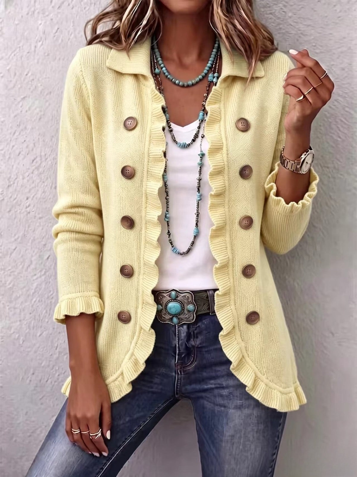 Elvira | Giacca in Maglia Crema con Volant