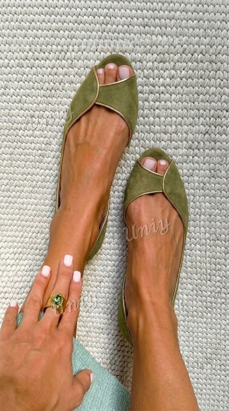 Ballerine d'Orsay spuntate in camoscio beige e oro